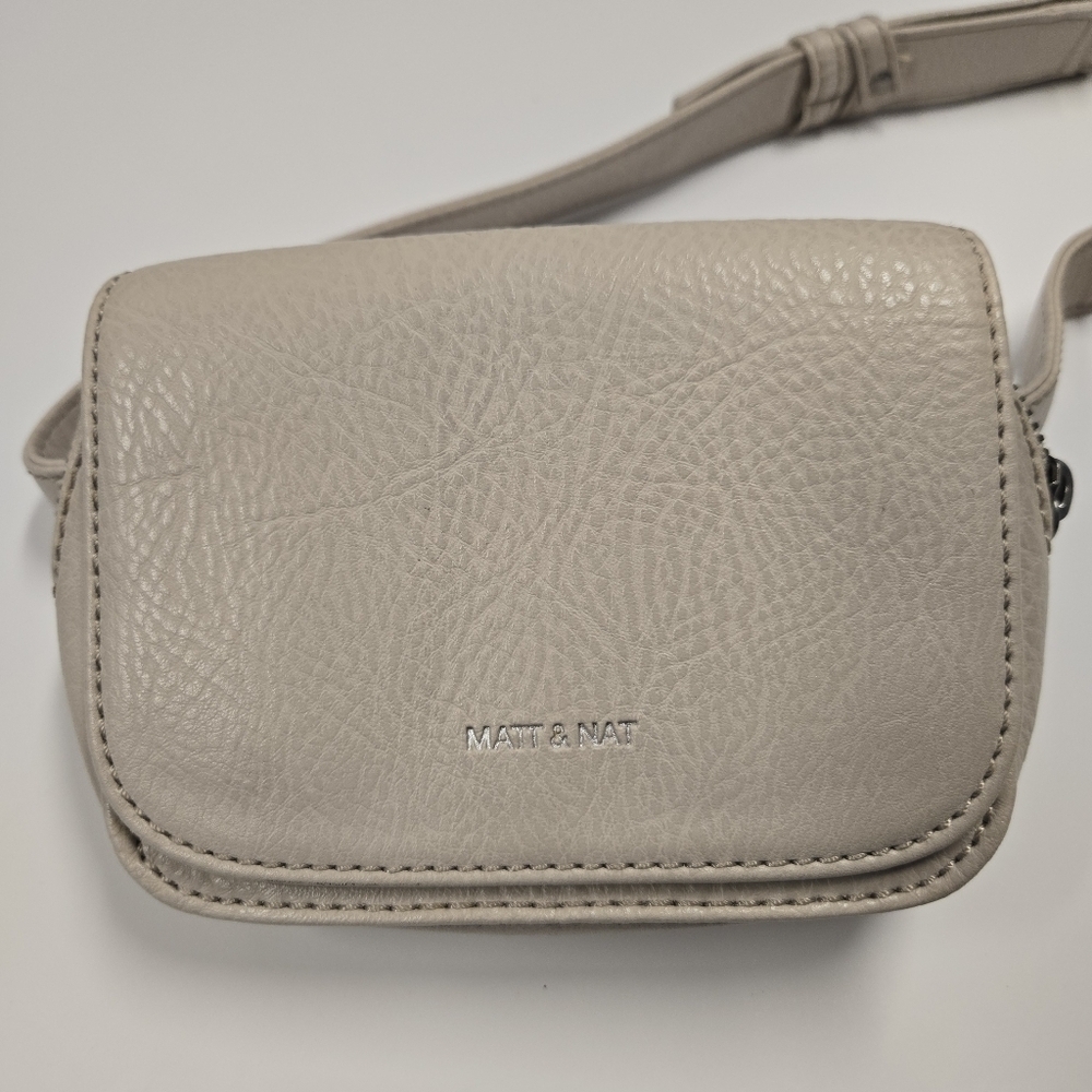 Matt & Nat Park Koalam (Beige) Dwell Collection Vegan Belt Bag - Picture 4 of 8
